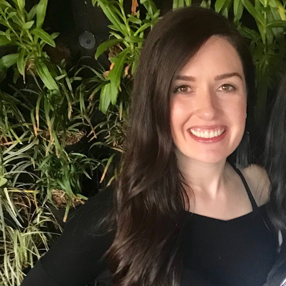 Meet your Posher, Caitlin